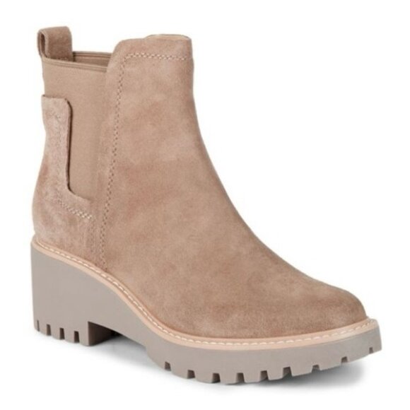 Dolce Vita Haily Women's Tan Suede Chelsea Lug Sole Ankle Boots Size 8M - Picture 1 of 10